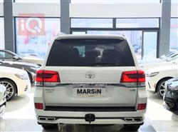 تۆیۆتا لاند کروزەر